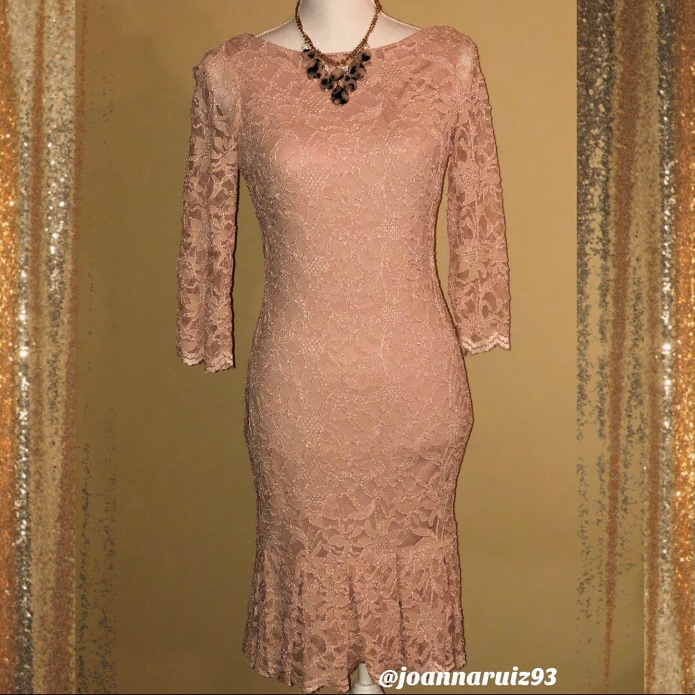 🌸 Calvin Klein Must Have Dress 🌸